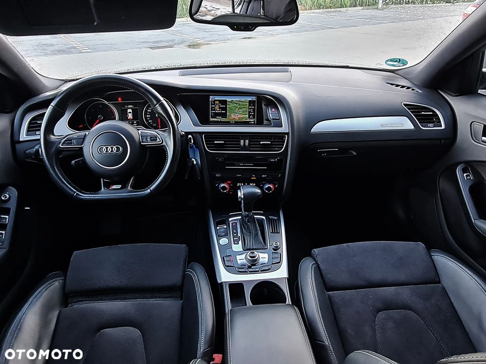 Audi A4 Avant 2.0 TDI DPF quattro S tronic S line Sportpaket - 24