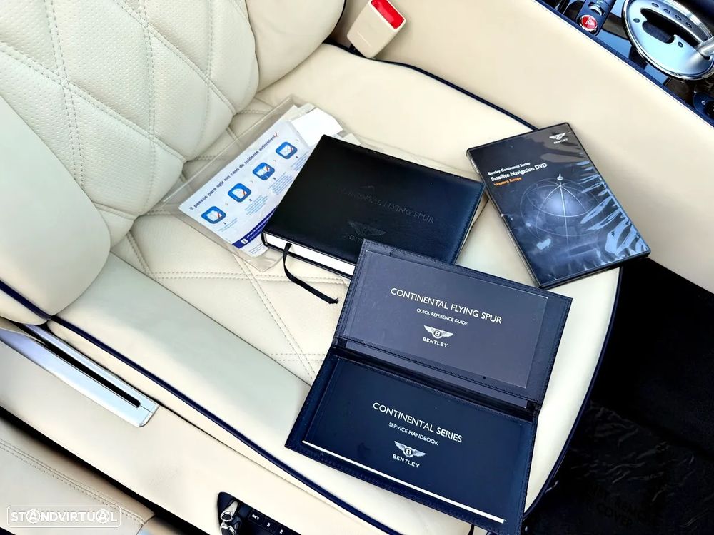 Bentley Continental Flying Spur 6.0 W12 - 32