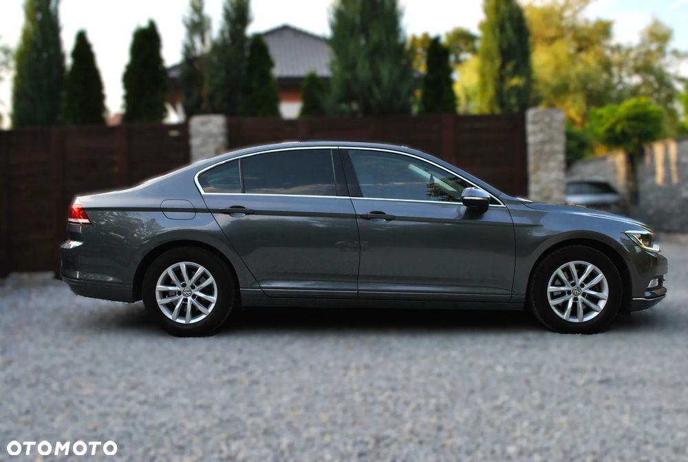 Volkswagen Passat - 7