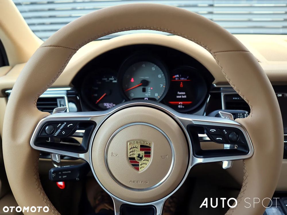 Porsche Macan S - 21
