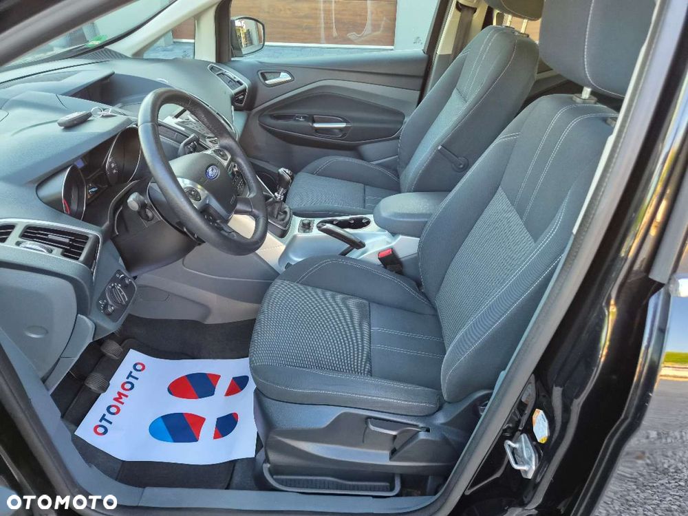 Ford Grand C-MAX - 13
