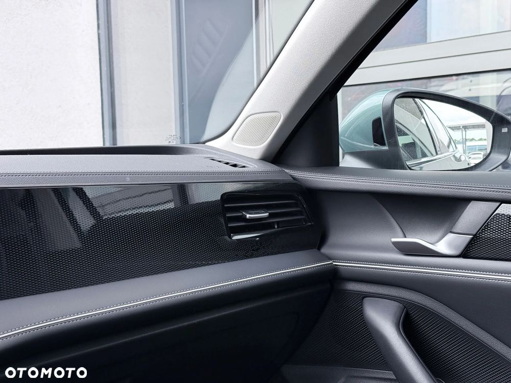Volkswagen Passat Variant 1.5 TSI ACT mHEV Business DSG - 22