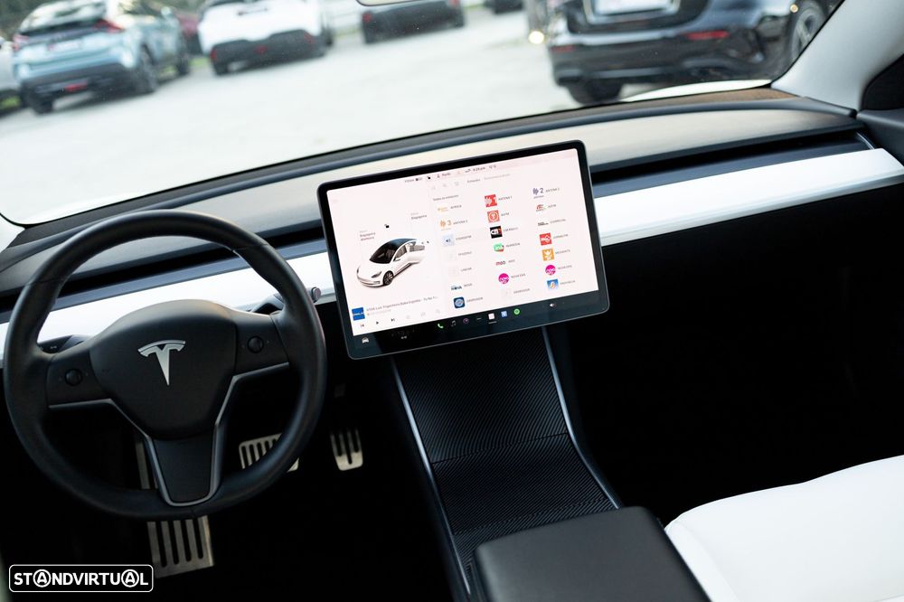 Tesla Model 3 Long-Range Dual Motor AWD - 25