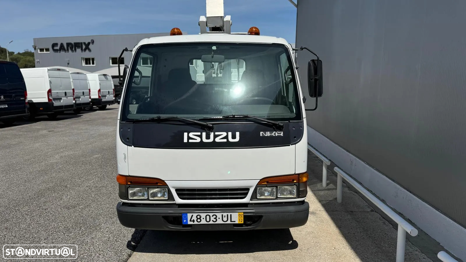 Isuzu NKR 77L-5D C/ Cesto elevatório - 15