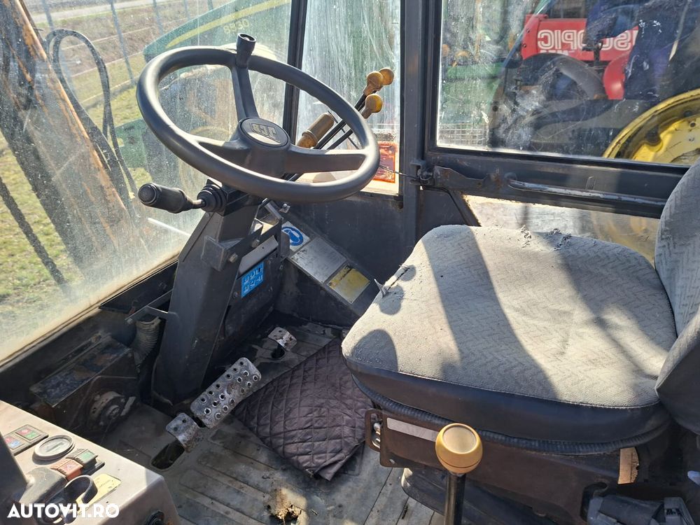 JCB 930 - 8