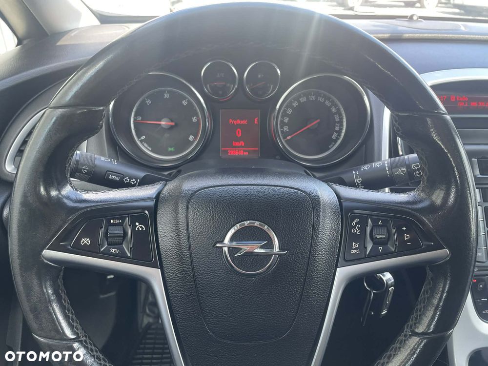 Opel Astra 1.7 CDTI Cosmo - 18