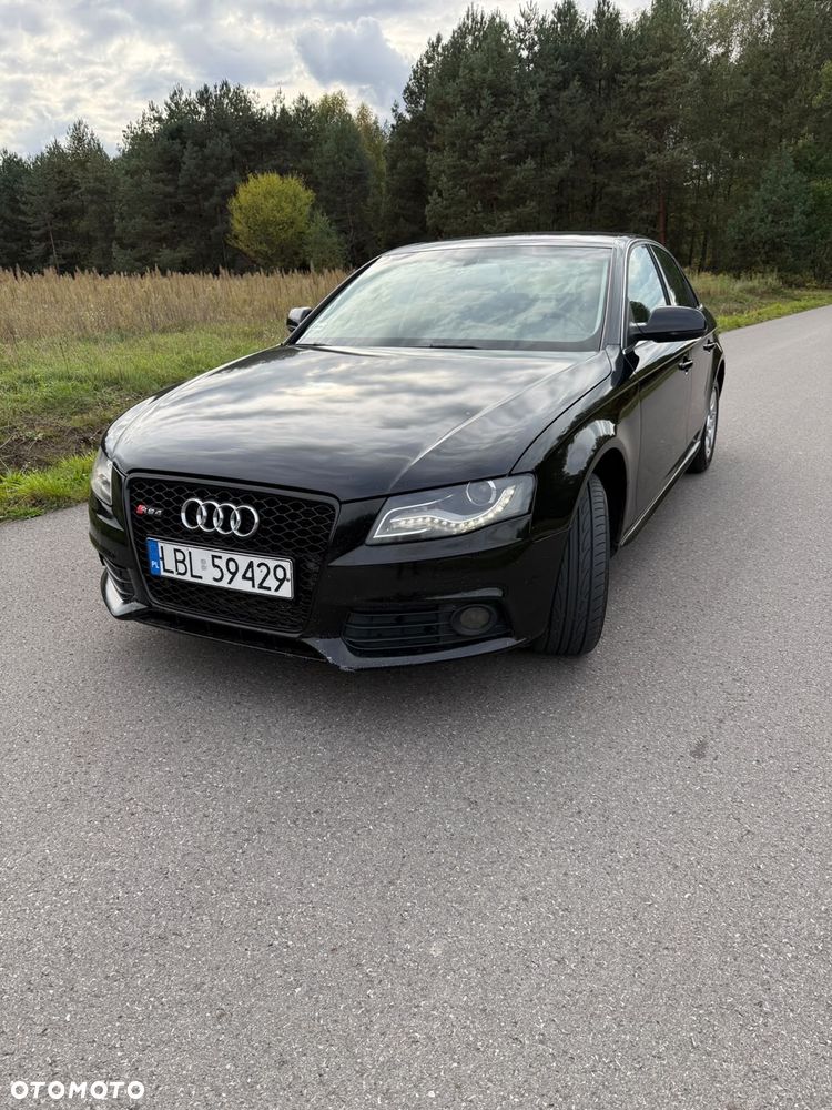 Audi A4 Limousine