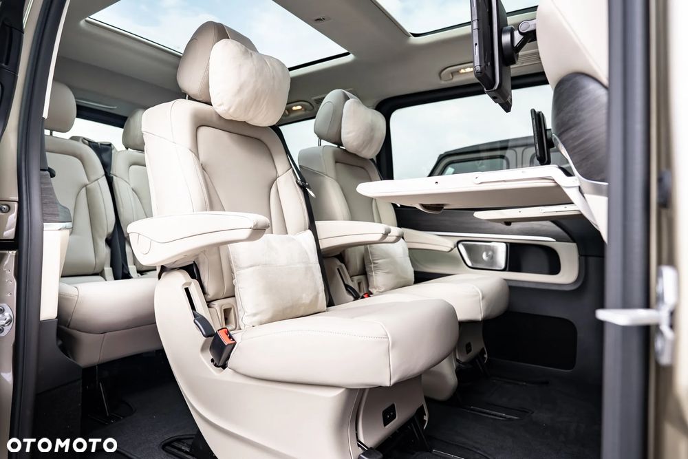 Mercedes-Benz Klasa V 300 d 4-Matic 9G-Tronic Exclusive (d³ugi) - 31