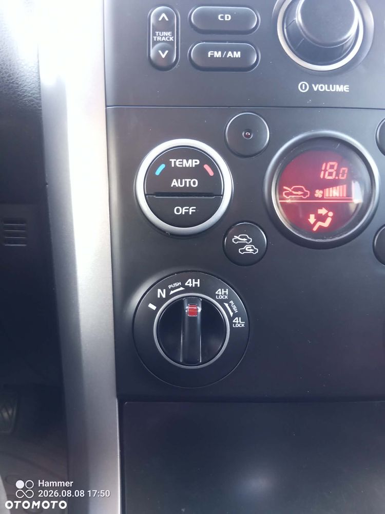Suzuki Grand Vitara 2.0 - 6