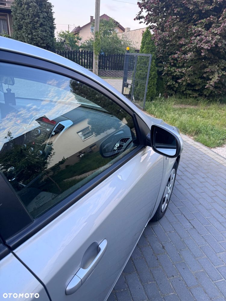 Kia Ceed 1.4 L - 7
