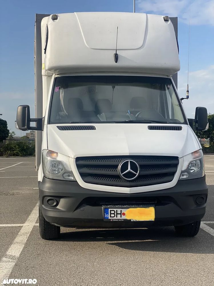 Mercedes-Benz Sprinter - 1