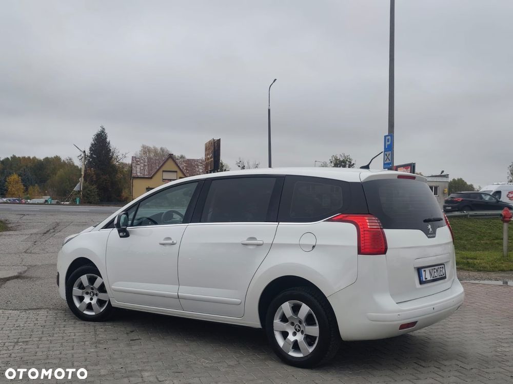 Peugeot 5008 2015 photo 4