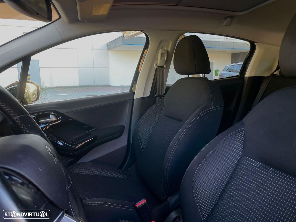 Peugeot 208 PureTech 82 Start & Stop Allure - 9