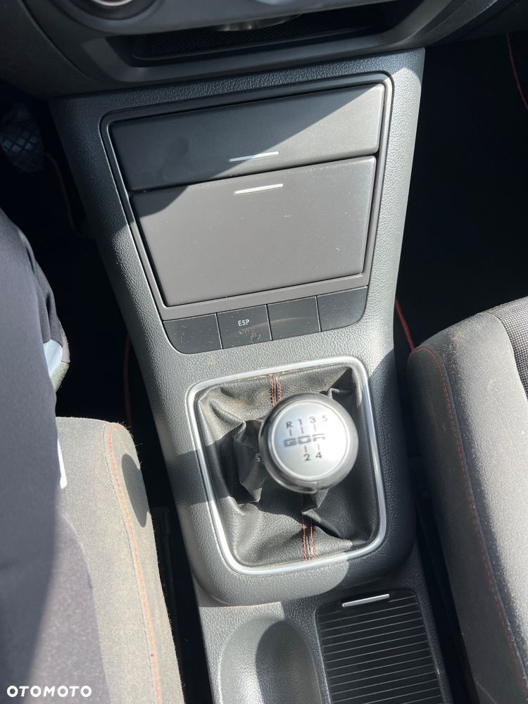 Volkswagen Golf 1.6 Goal - 14