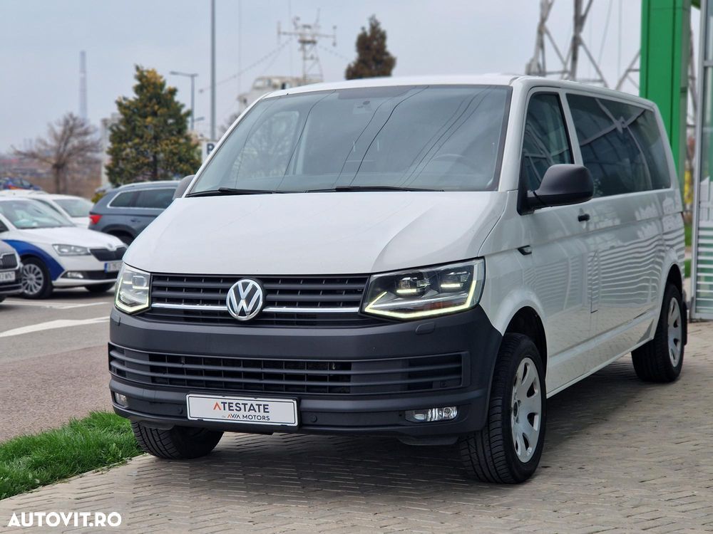 Volkswagen Caravelle - 1