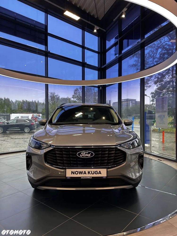 Ford Kuga 2.5 FHEV FWD Titanium eCVT - 2