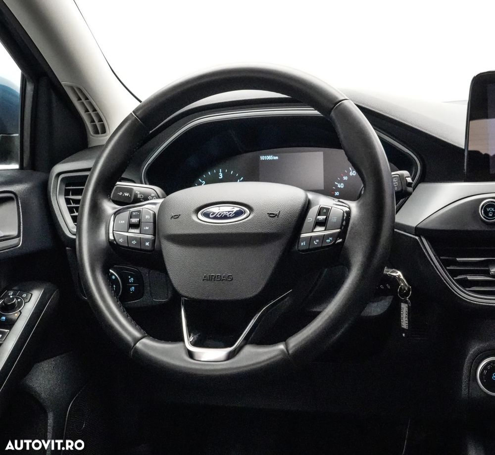Ford Focus 1.5 EcoBlue Start-Stopp-System Aut. TITANIUM STYLE - 18