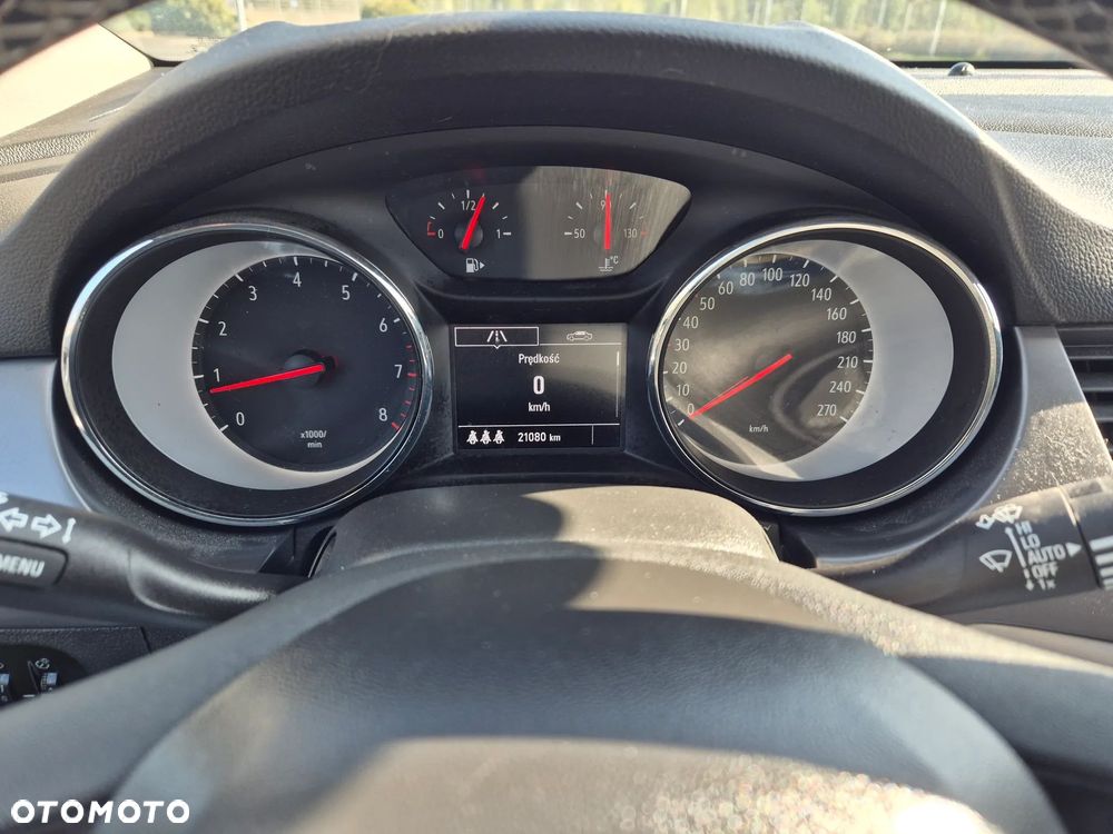 Opel Astra - 18