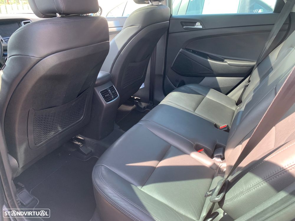 Hyundai Tucson 1.7 CRDi Premium DCT - 28