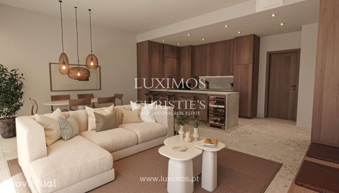 Apartamento T2 mobilado à venda no The Court em Carvoeiro, Algarve - Grande imagem: 2/24