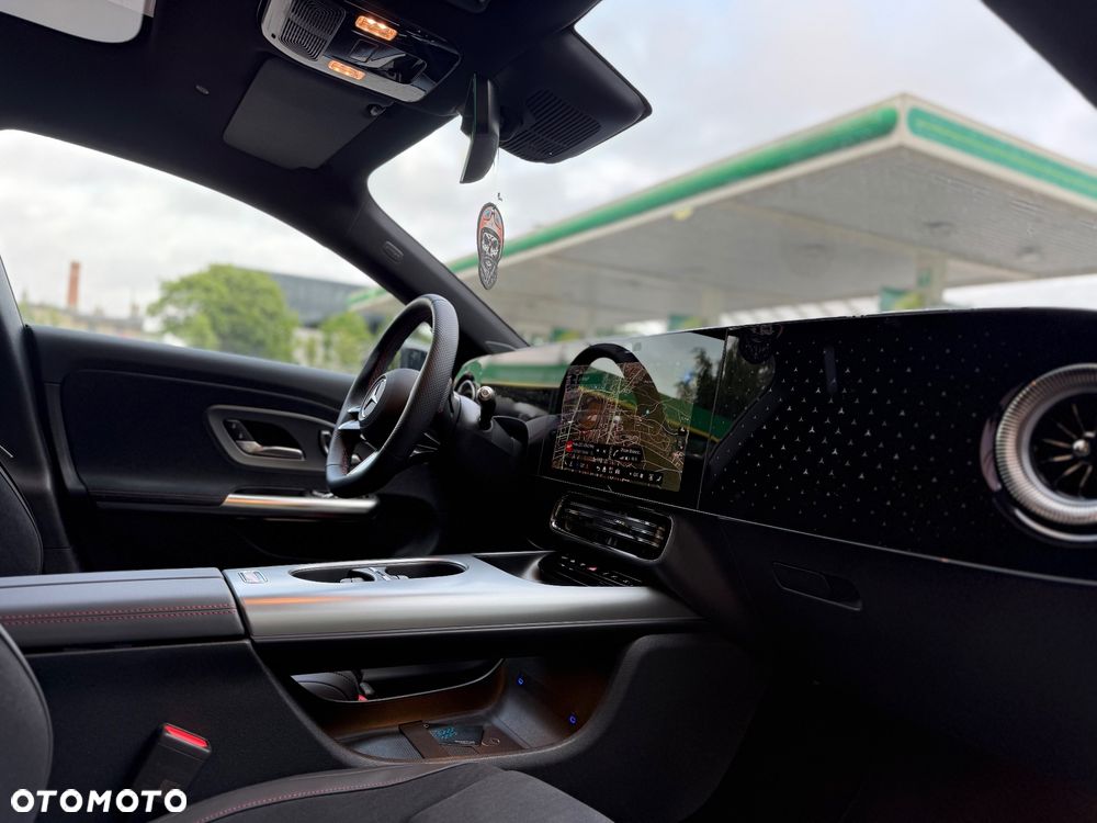 Mercedes-Benz CLA - 14