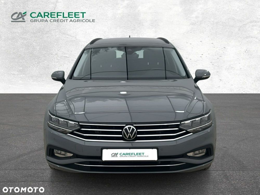 Volkswagen Passat - 2