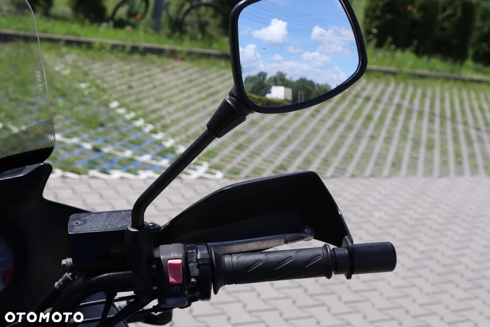 Suzuki V-STROM - 28