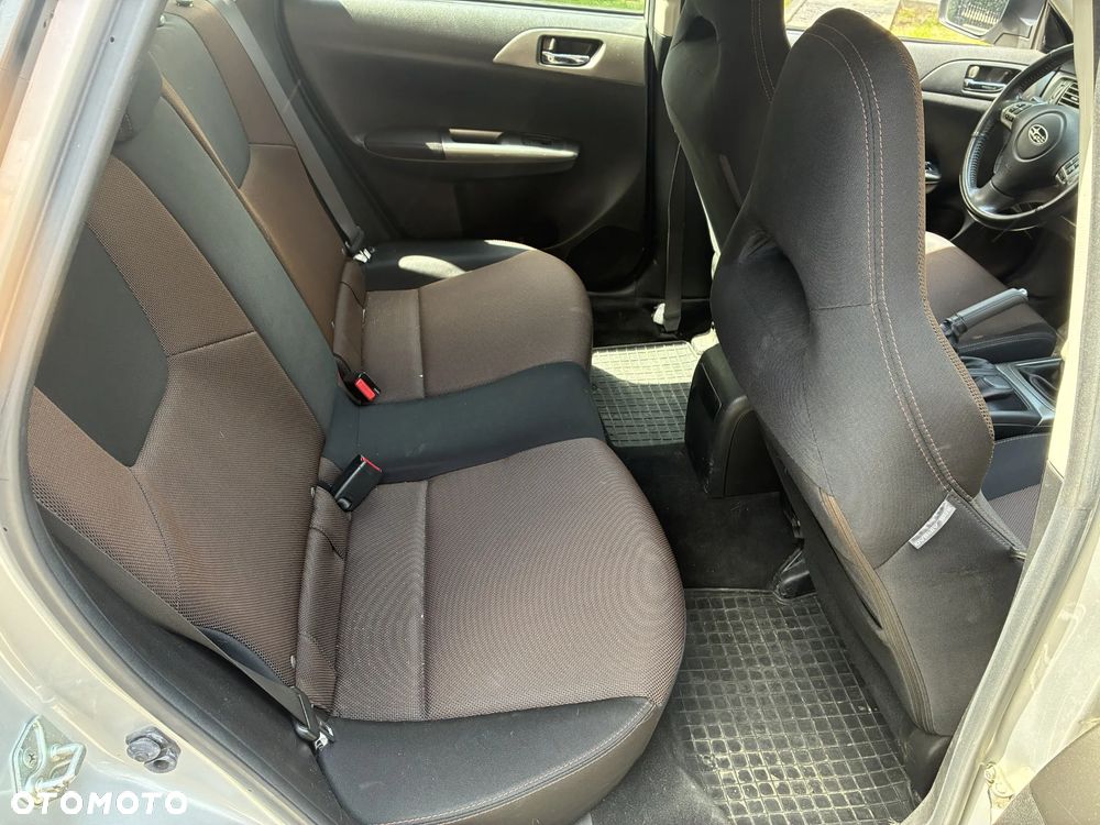 Subaru Impreza 2.0 R XV - 10
