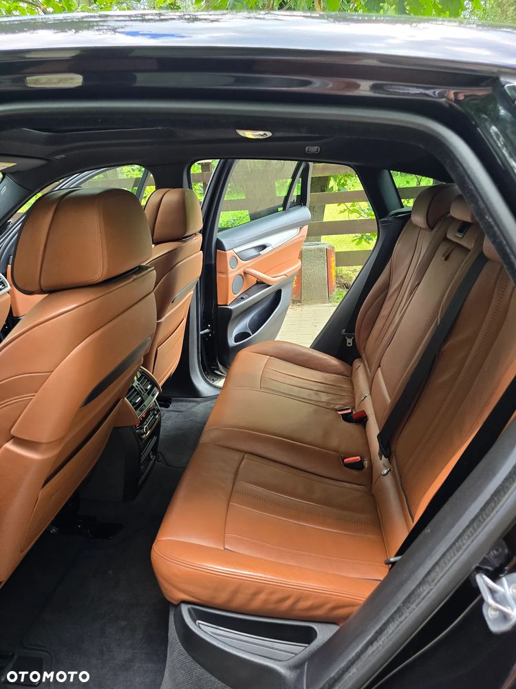 BMW X6 M50d - 24