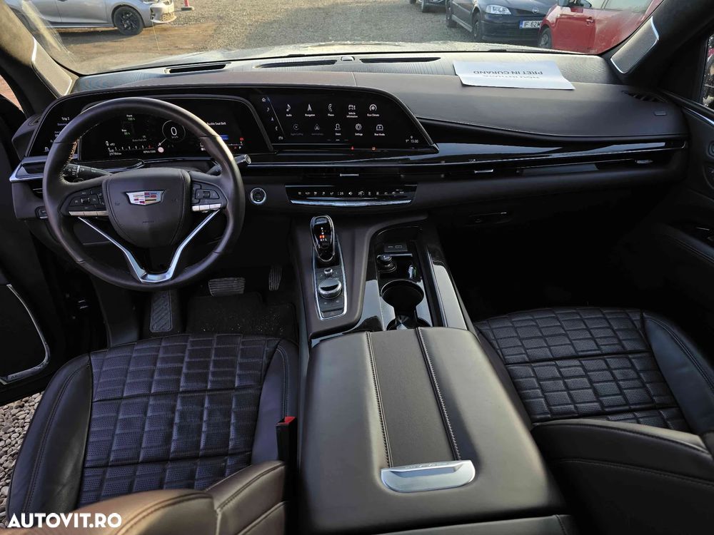 Cadillac Escalade - 17