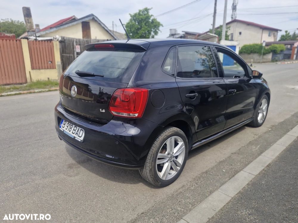 Volkswagen Polo 1.4 FSI Comfortline - 4