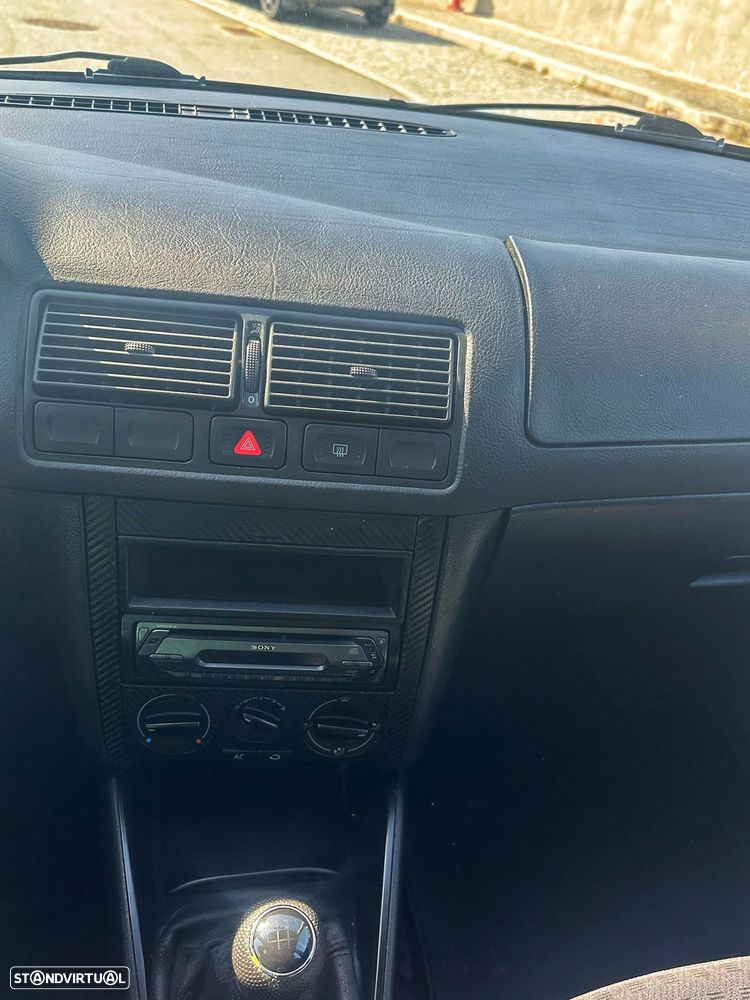 VW Golf 1.4i Confortline - 6