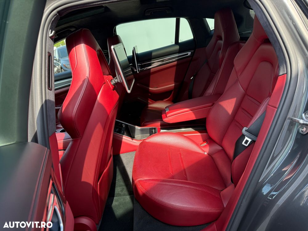 Porsche Panamera - 27