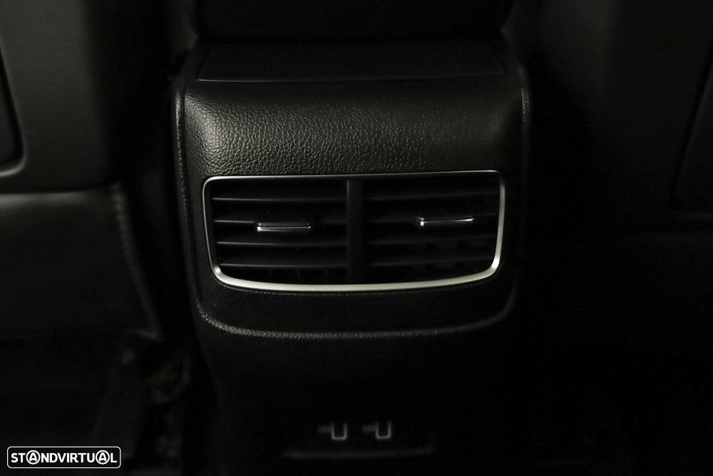 MG EHS 1.5 T-GDI Plug-in Hybrid Luxury - 24
