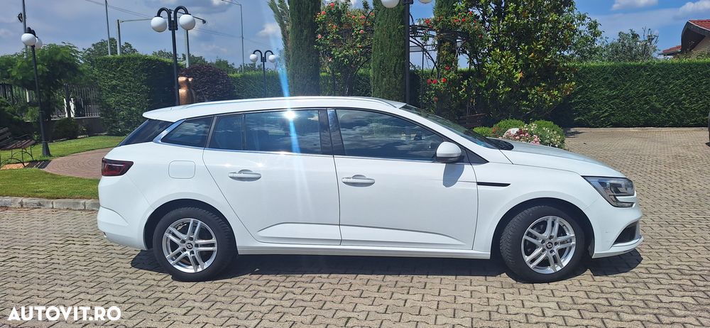 Renault Megane BLUE dCi EDC Limited - 16