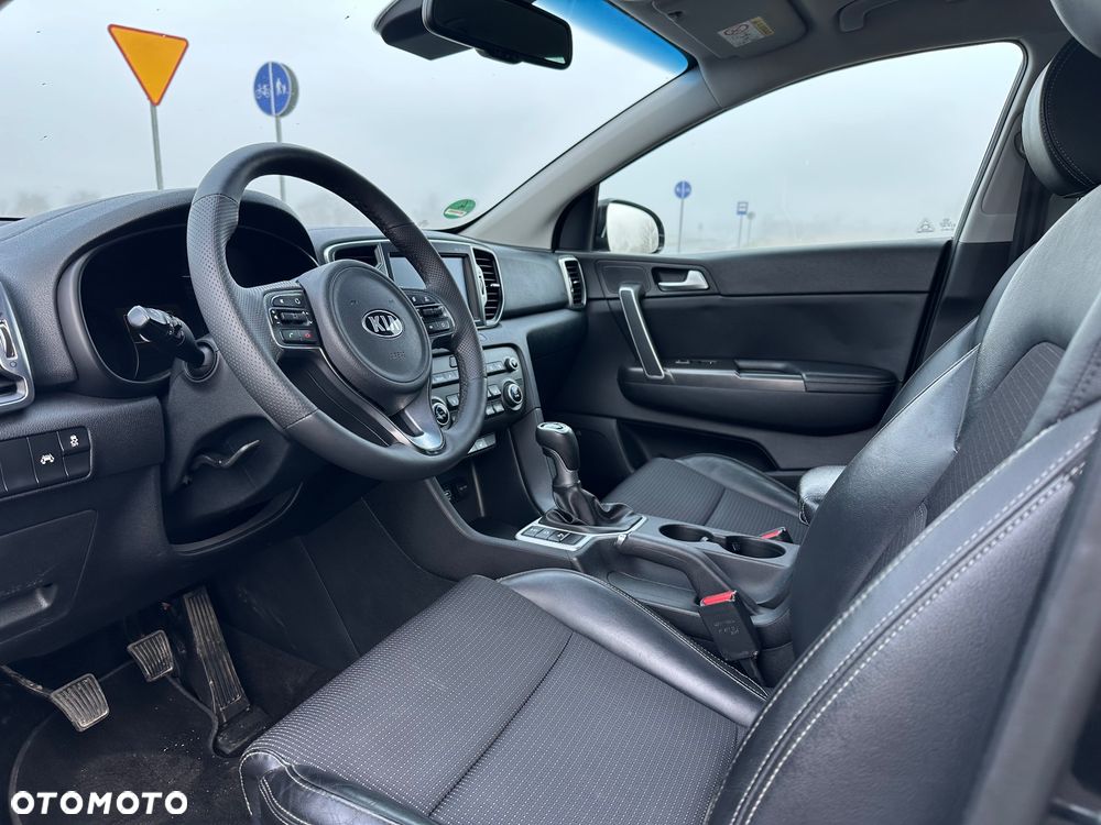 Kia Sportage 2.0 CRDI 4WD Spirit - 6