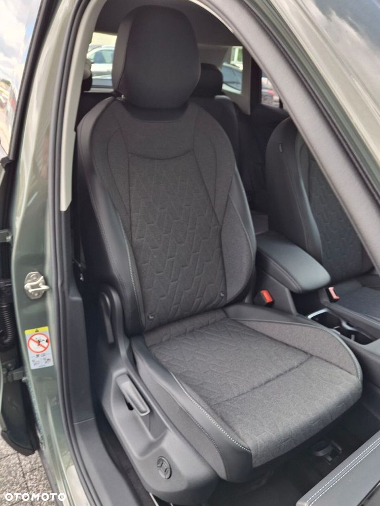 Volkswagen Tiguan - 20