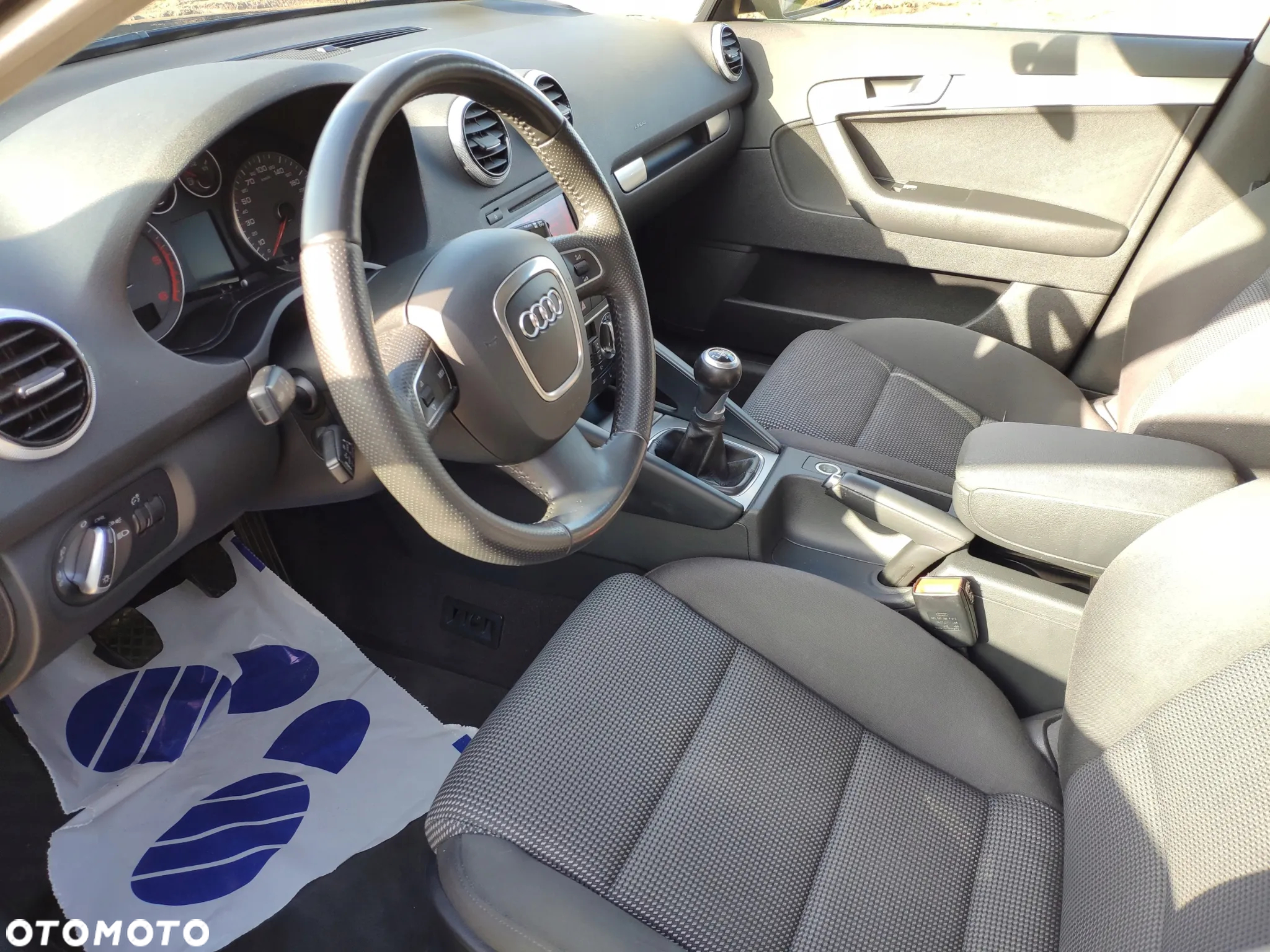 Audi A3 2.0 TDI Sportback DPF Ambiente - 3