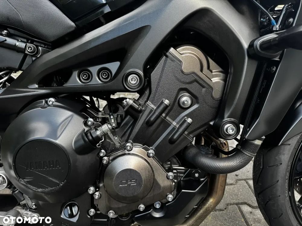 Yamaha MT - 19