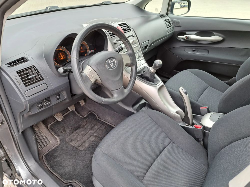 Toyota Auris 1.4 VVT-i Sol - 13