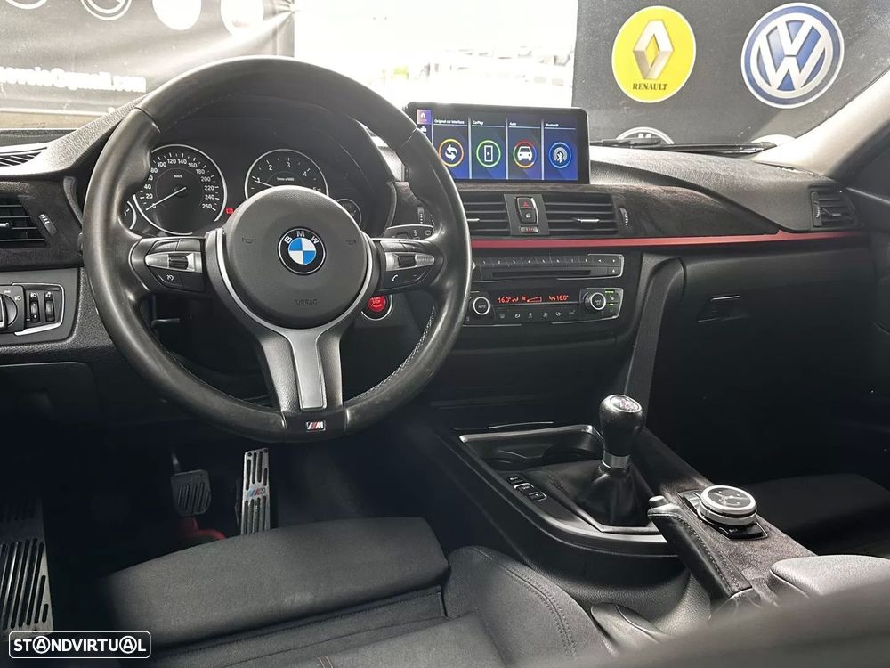 BMW 320 d Pack M - 24