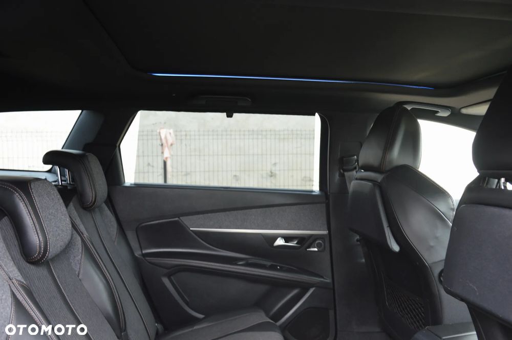 Peugeot 5008 - 35
