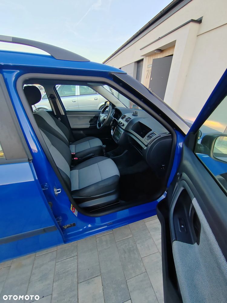 Skoda Fabia 1.2 HTP SPECIAL - 10