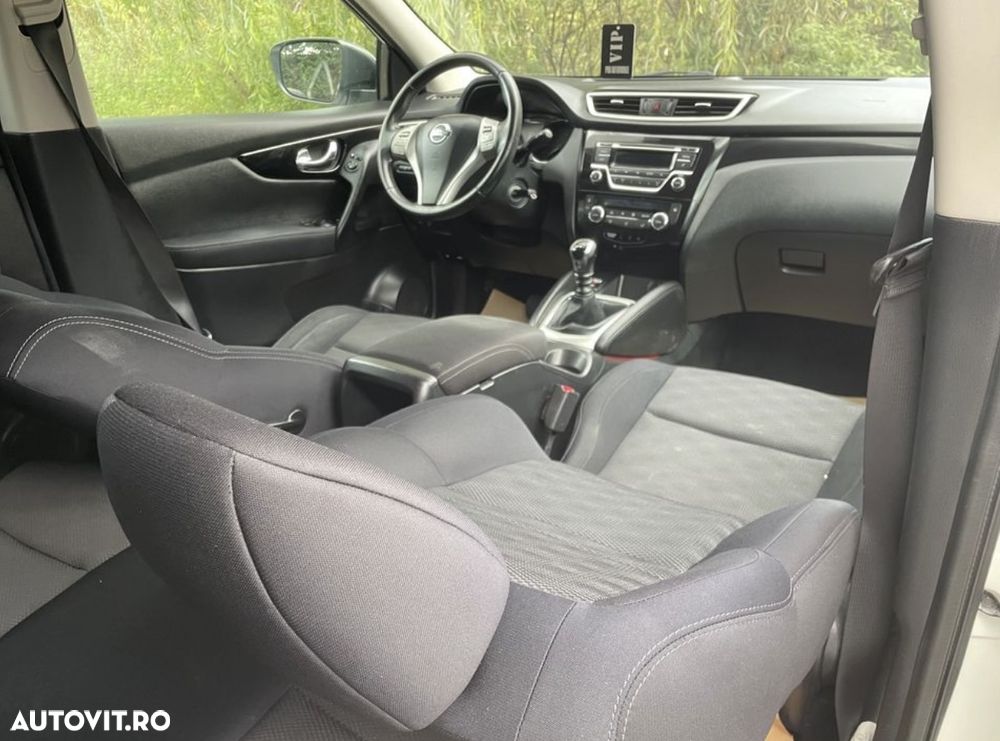 Nissan Qashqai 1.2 DIG-T TEKNA - 8
