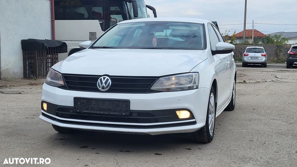 Volkswagen Jetta 2.0 TDI Comfortline - 1