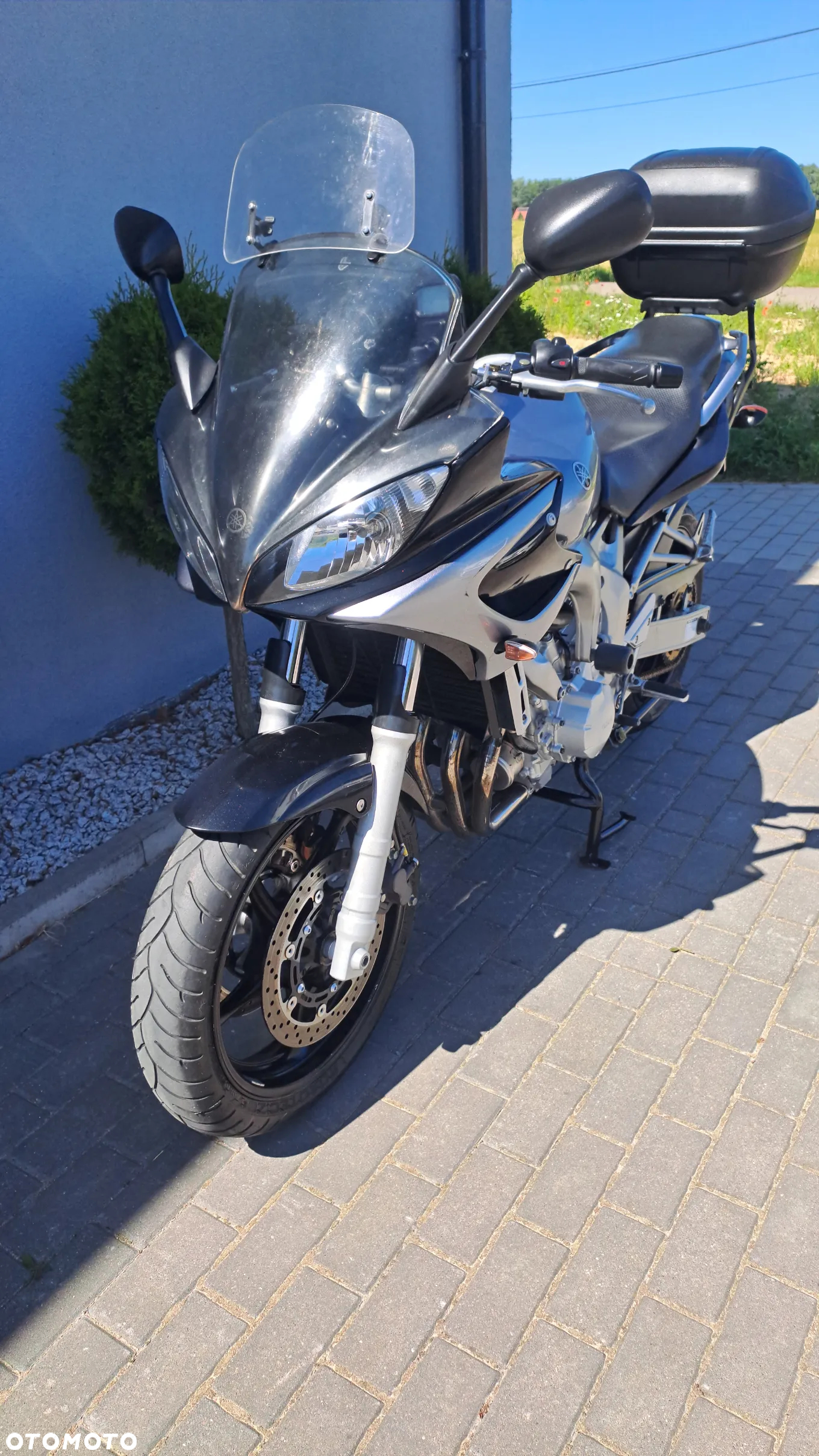 Yamaha FZ - 37