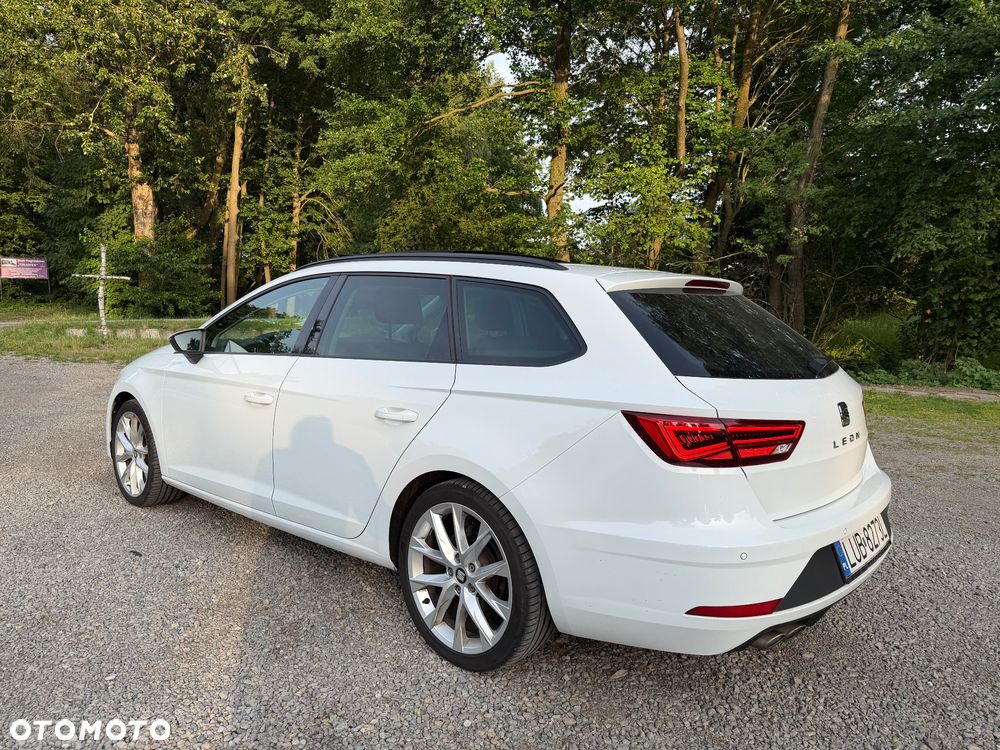 Seat Leon 2.0 TDI DPF DSG FR Black Matt Edition - 5