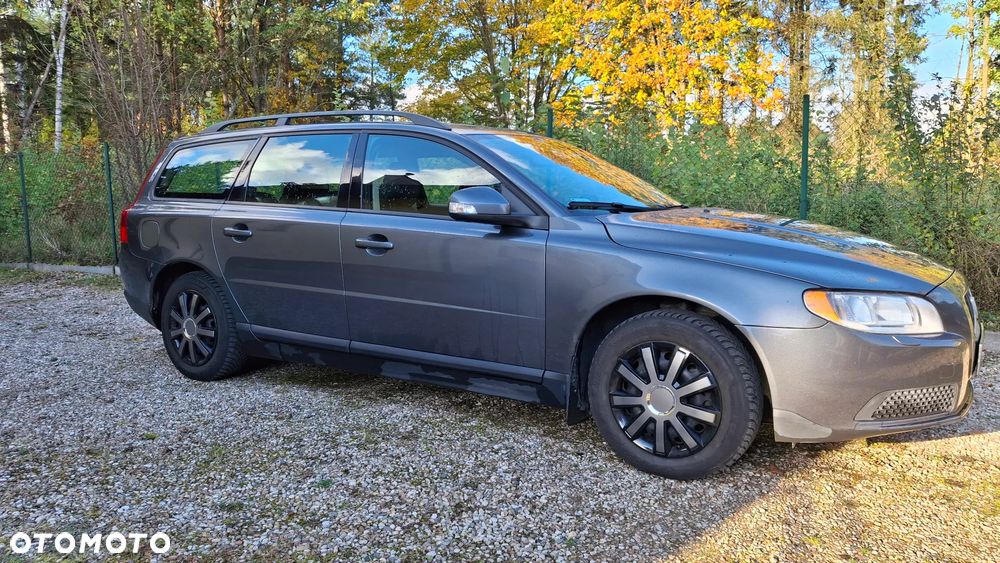 Volvo V70 2.0 - 12