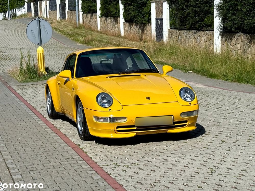 Porsche 911 Carrera - 8
