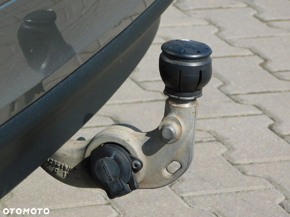 Volvo V60 D3 Momentum Pro - 31